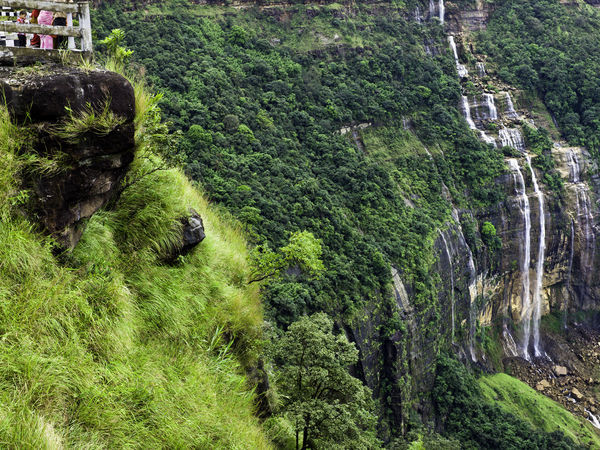 Meghalaya_Seven-Sisters-Falls_Seven-sister-waterfalls-in-Cherrapunjee.jpg